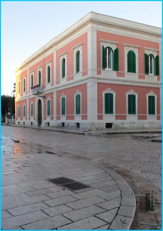 לצ'ה Palazzo De Giorgi B&B