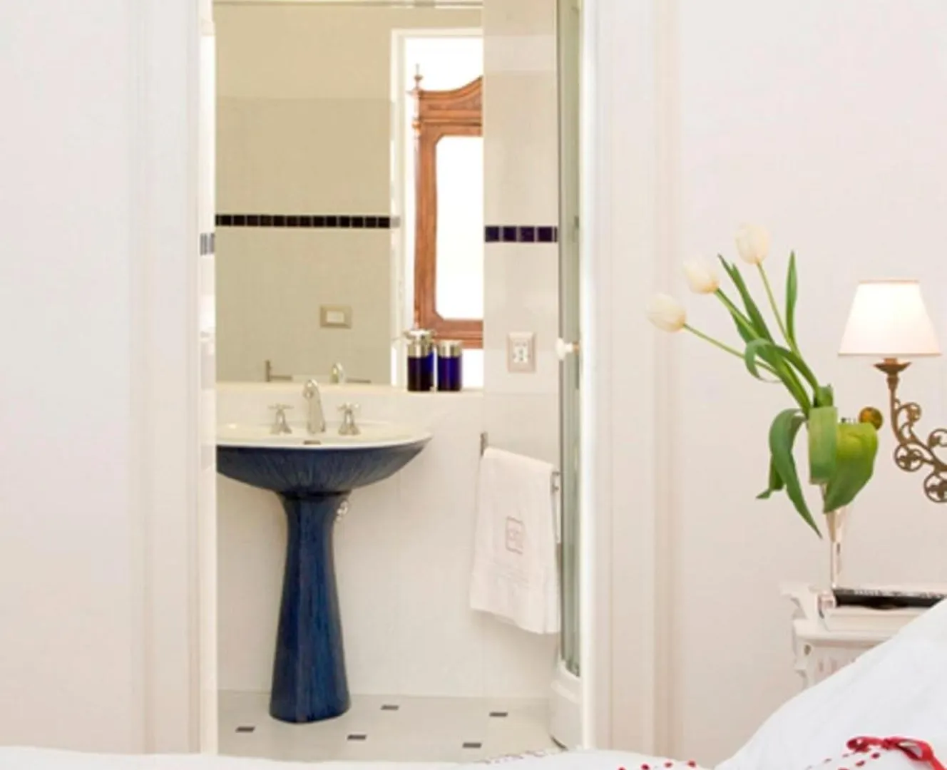 לצ'ה Palazzo De Giorgi B&B