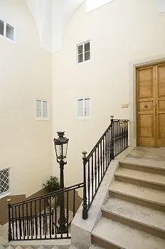 לצ'ה Palazzo De Giorgi B&B