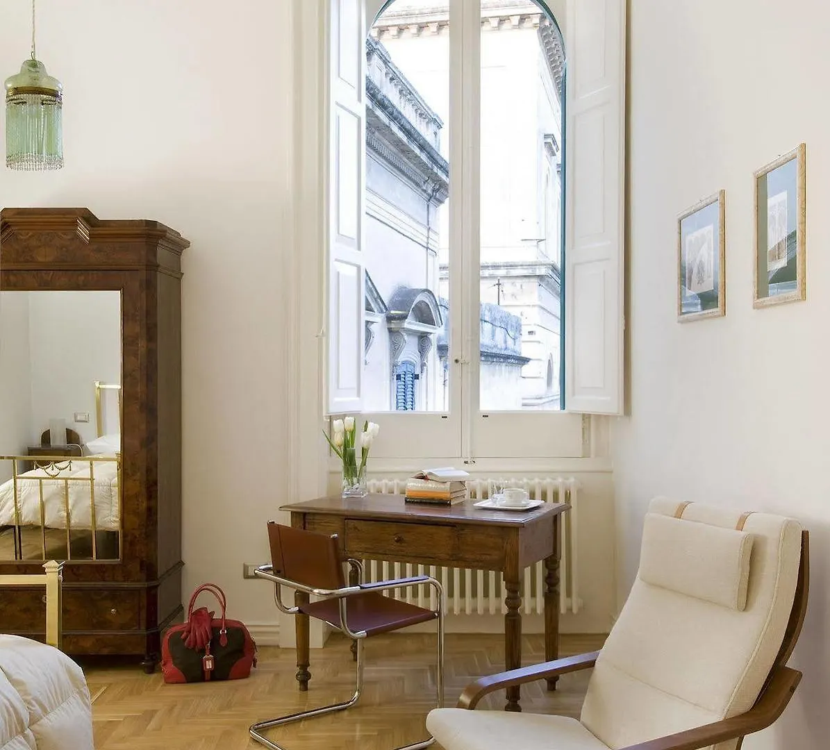 לצ'ה Palazzo De Giorgi B&B לינה וארוחת בוקר
