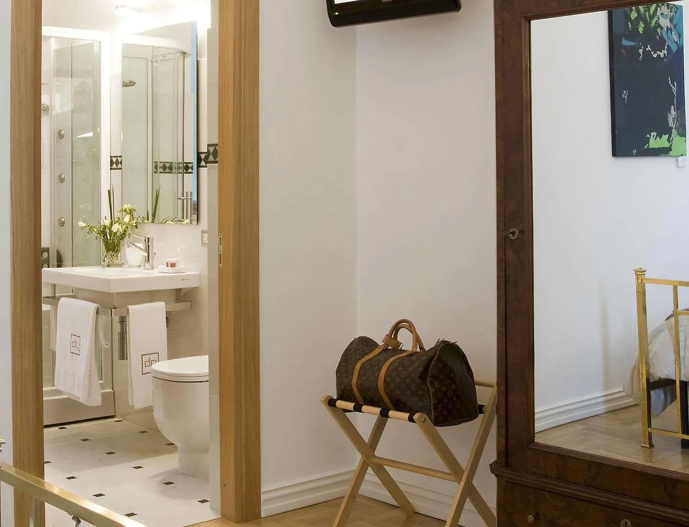 ***** לינה וארוחת בוקר לצ'ה Palazzo De Giorgi B&B איטליה