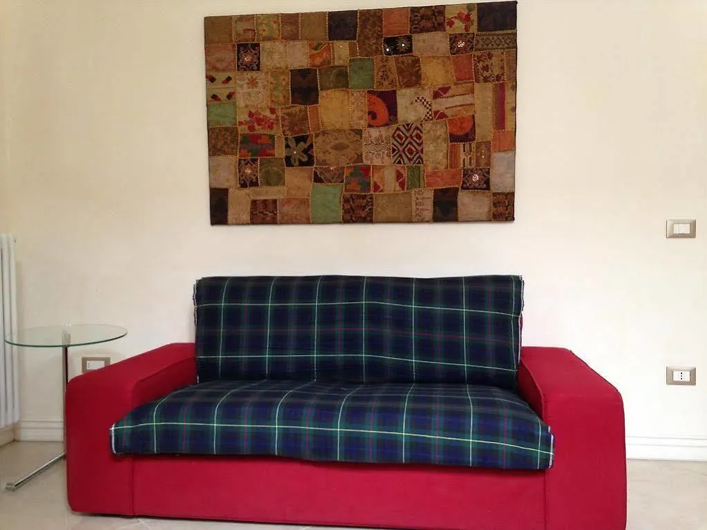 לינה וארוחת בוקר לצ'ה Palazzo De Giorgi B&B