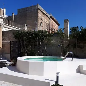 Dimora Charleston Parcheggio Privato In Loco Gratis לינה וארוחת בוקר